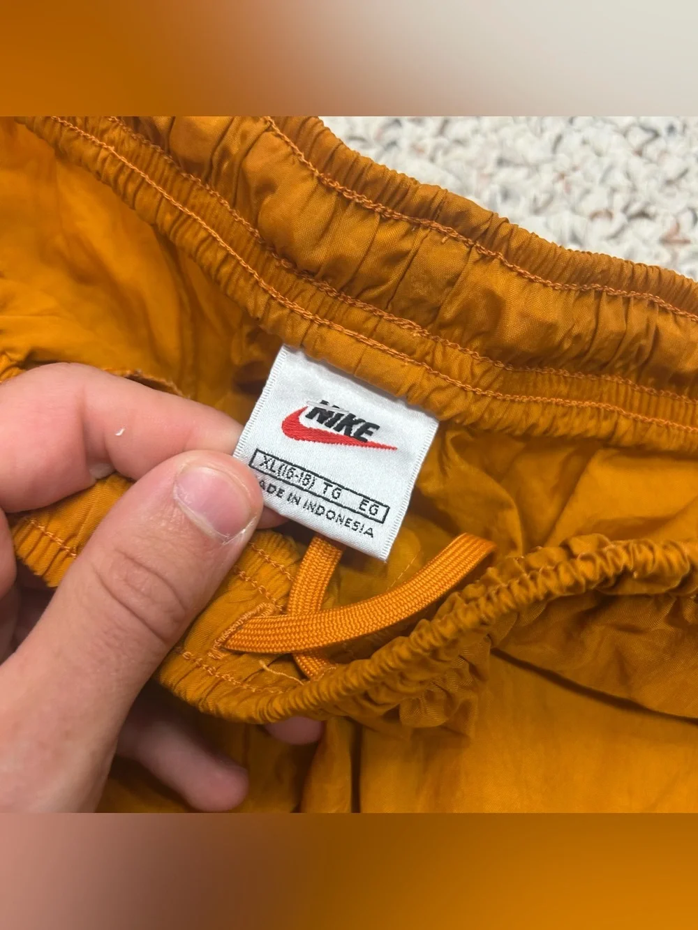 Vintage Nike Rust Orange Men’s Nylon Shorts Sz XL 90s Mini Swoosh Drawstring 5”